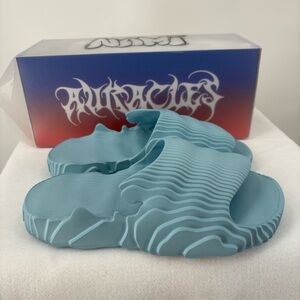 The Auracles x Chris Brown Nami Slide Men's Sandals US 5 Light Blue